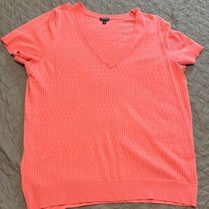 Coral V-Neck Short Sleeve Top